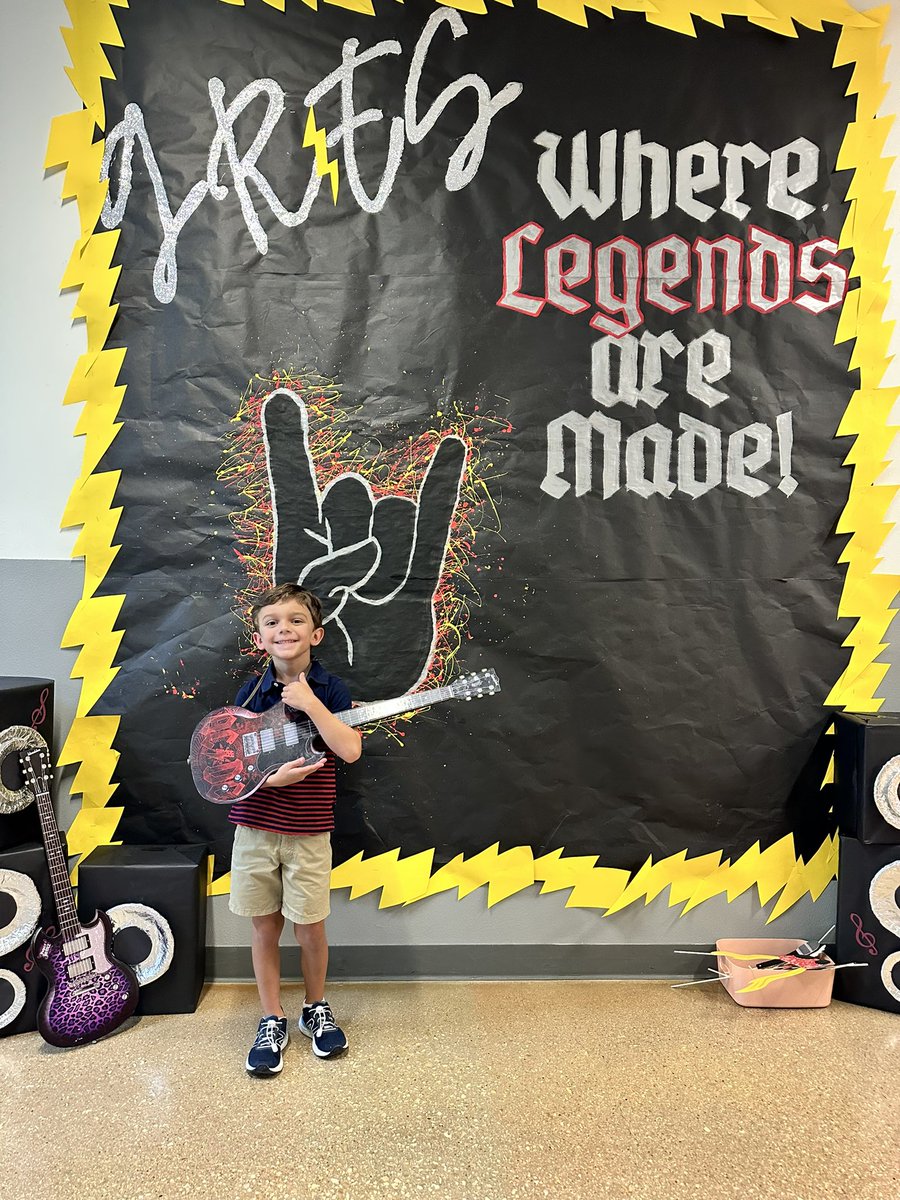 LizMunster03's tweet photo. Day 9….Meet the Teacher!!! 2023-2024 we are ready for you. Seeing the kids makes us even more ready!!! 🤍🐺🤍
#togetherwethrive #growinggreatness #GRESrocks @cisdnews @DrChapmanCISD @KristaMoffatt https://t.co/nrj2uMlaOB