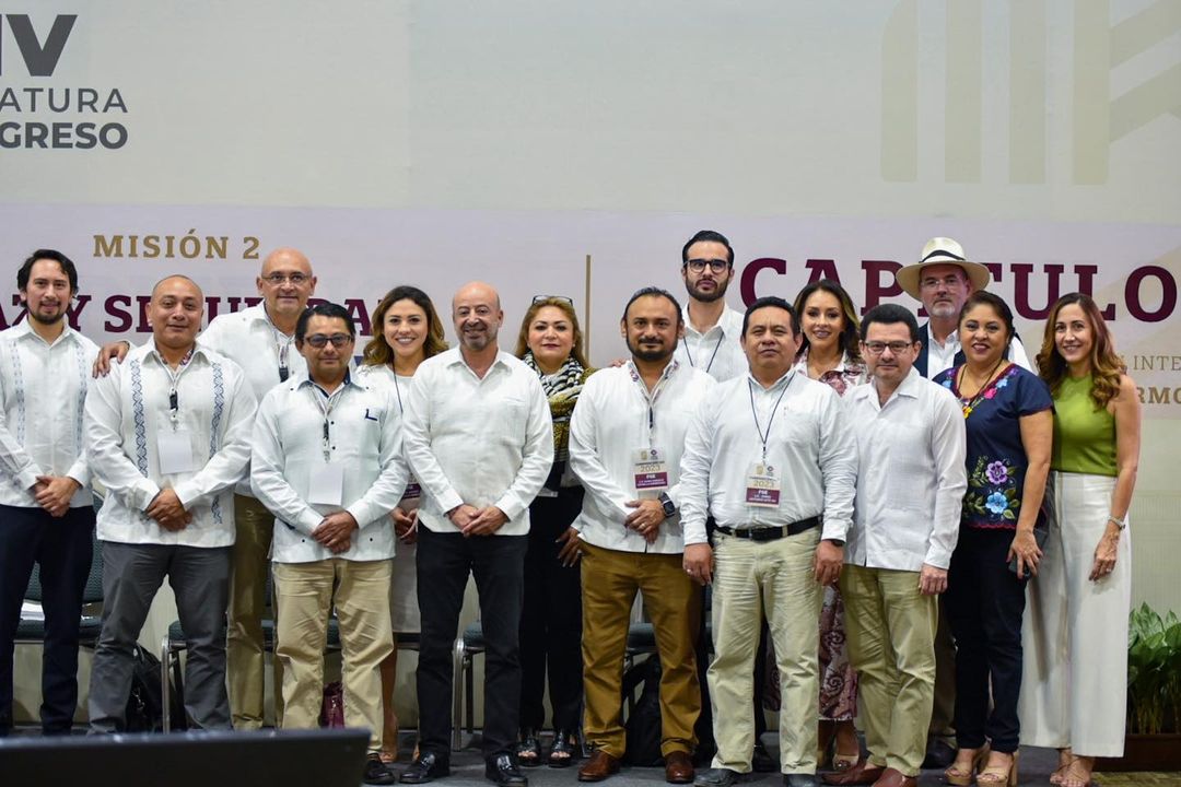 La <a href="/fgecam/">Fiscalía General del Estado de Campeche</a>, participando en las #Comparecencias2023 en la Misión 2 "Paz y Seguridad Ciudadana" ante la #64LegislaturaCam compartiendo resultados, al igual que cotejando preguntas y respuestas de diputados de <a href="/LegislaturaCamp/">Congreso del Estado de Campeche</a> Agradezco al equipo de la FGECAM por su colaboración.