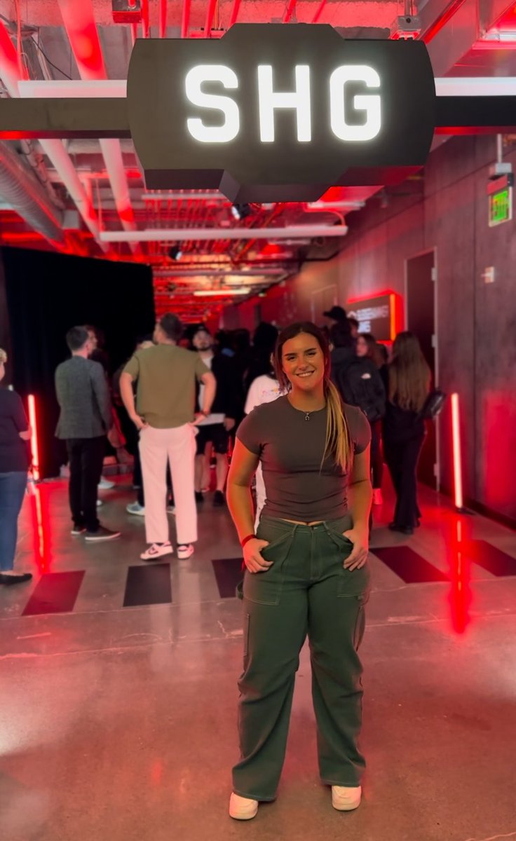 TaylorMorganS_'s tweet image. Last week I flew all the way to San Francisco to check out what’s in store for #MWIII ! Got a lot of info I can’t wait to share with you guys 👀 thank you @SHGames for having us!
#MW3 #sledgehammer @CallofDuty @CallofDuty_ANZ