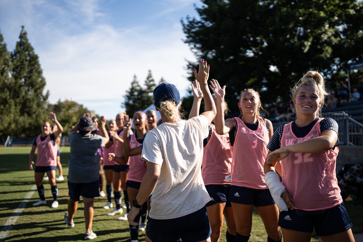 ucdaviswsoc's tweet photo. That first goal of the season feeling 😄

#GoAgs | @ucdavisaggies https://t.co/BEf99tsuzZ