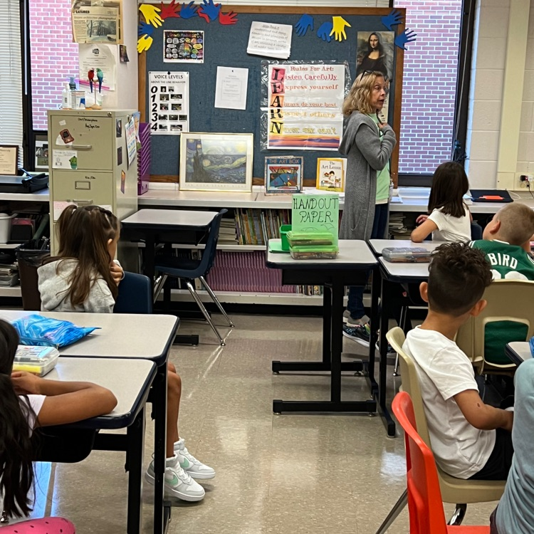 Concord_ES's tweet photo. Eastside students get to participate in a special each day. It's either Library, Art, Stem, Music or PE.  To spark up conversation with your child ask them what special they had that day. #Parentip #LeadonEastSide https://t.co/F9Vw29Inqp