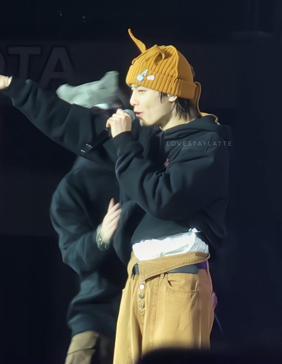 heartbeathoney's tweet photo. @Stray_Kids 230402 #SKZinLA

#jeongin #아이엔 #bangchan #방찬 #jeongchan #스트레이키즈 #straykids #MANIAC_ENCORE https://t.co/tAgccVBpg3