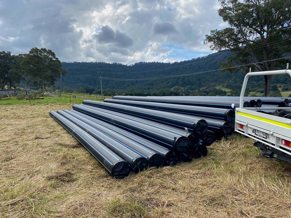 #PolyForce jaws chewing through around 600 field welds on a water pump project in #NSW Australia. 

Welding 7.1km of pipeline ranging from 355mm PN16 to 450mm PN25.

@Burtin 👊

worldpoly.com/polyforce-trac…