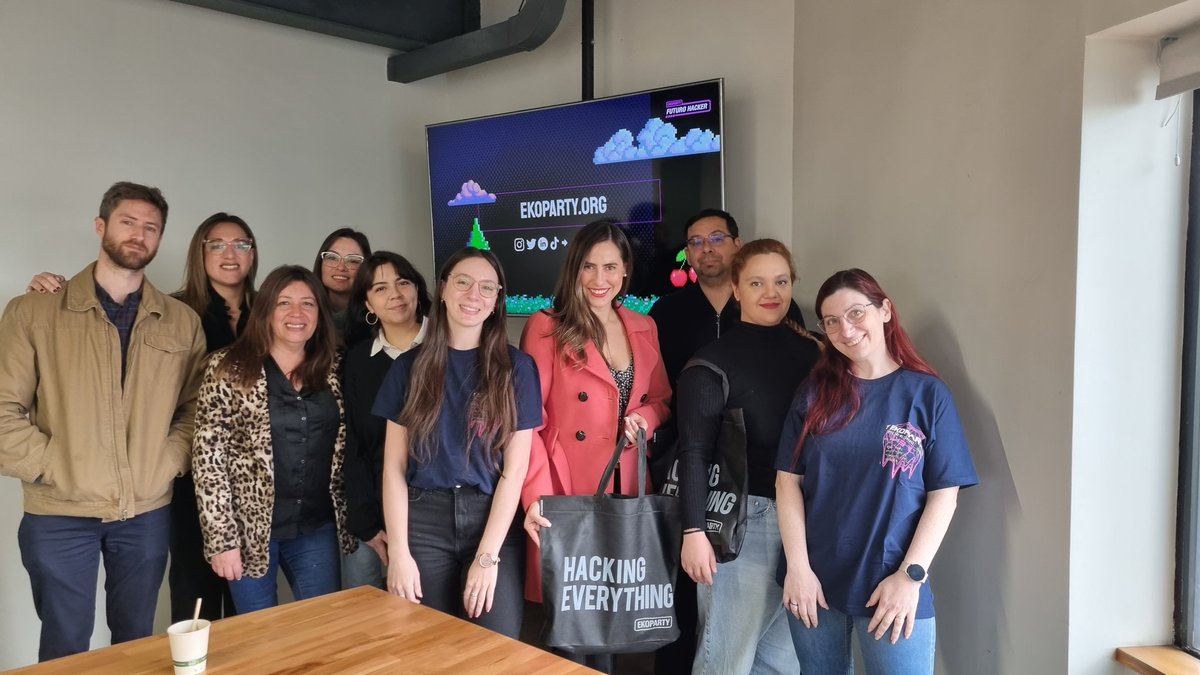 Llevamos #FuturoHacker de <a href="/ekoparty/">Ekoparty | Hacking everything</a> a Chile para seguir difundiendo y ampliando la comunidad de #ciberseguridad 🚀

Para conocer más sobre esta iniciativa y acercarla a tu organización visita ekoparty.org/futurohacker/