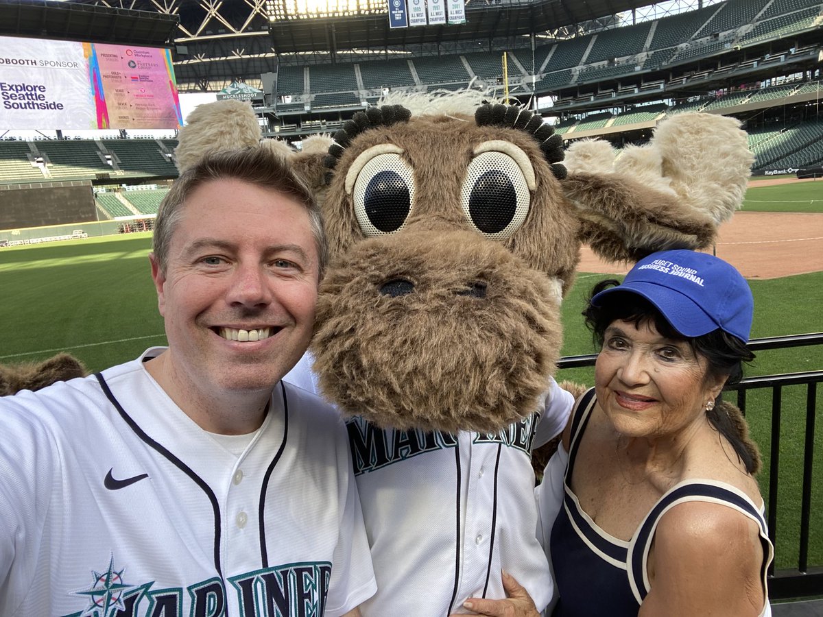 One of the best parties of the year is happening! #Seattle ⁦<a href="/PSBJ/">Puget Sound Business Journal</a>⁩ honoring the best workplaces in Washington! At ⁦<a href="/TMobile/">T-Mobile</a>⁩ ballpark ⁦<a href="/Mariners/">Seattle Mariners</a>⁩