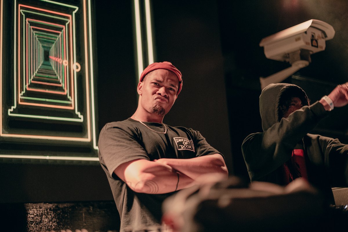 Four Four Live tweet media