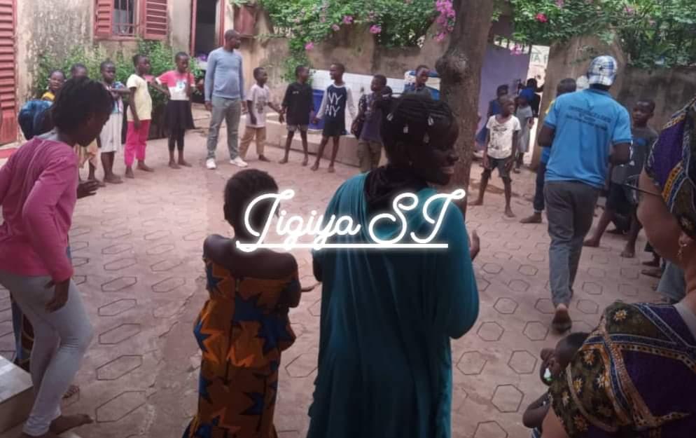 projetsemence's tweet image. Mais um dia abençoado com as crianças #Garibous 🤩
#Obrigada pelas orações e participações ✝️🛐

#Projeto Jigiya Si  
#África_2023 💟🆔

#ParticipeComAgente:
doeafrica.org/doeagora/famil… 

#JigiyaSi: "Semear na esperança e plantar na."

sa.aimint.org

🙏🇧🇫🌍🇲🇱🙏