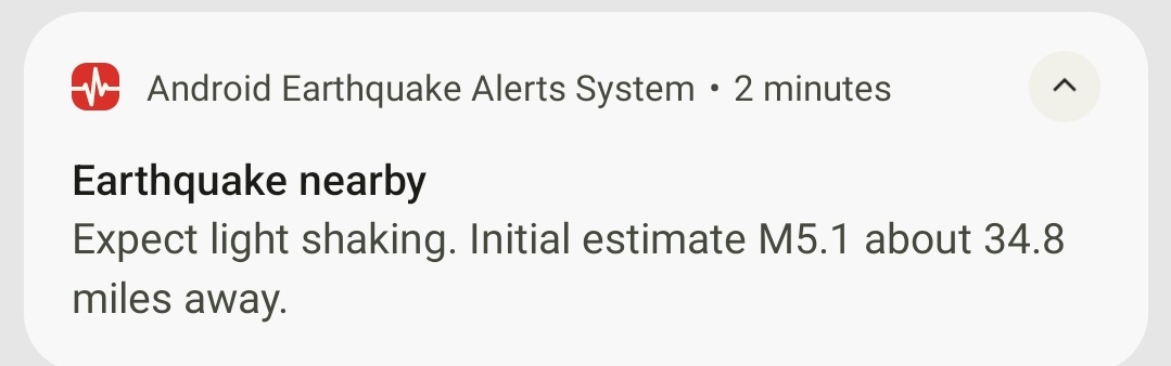 Está vez me llegó la alerta antes del sismo. Excelente tecnología, pero en este caso no nos dio ni 10 segundos. Igual, decía que era suave.
