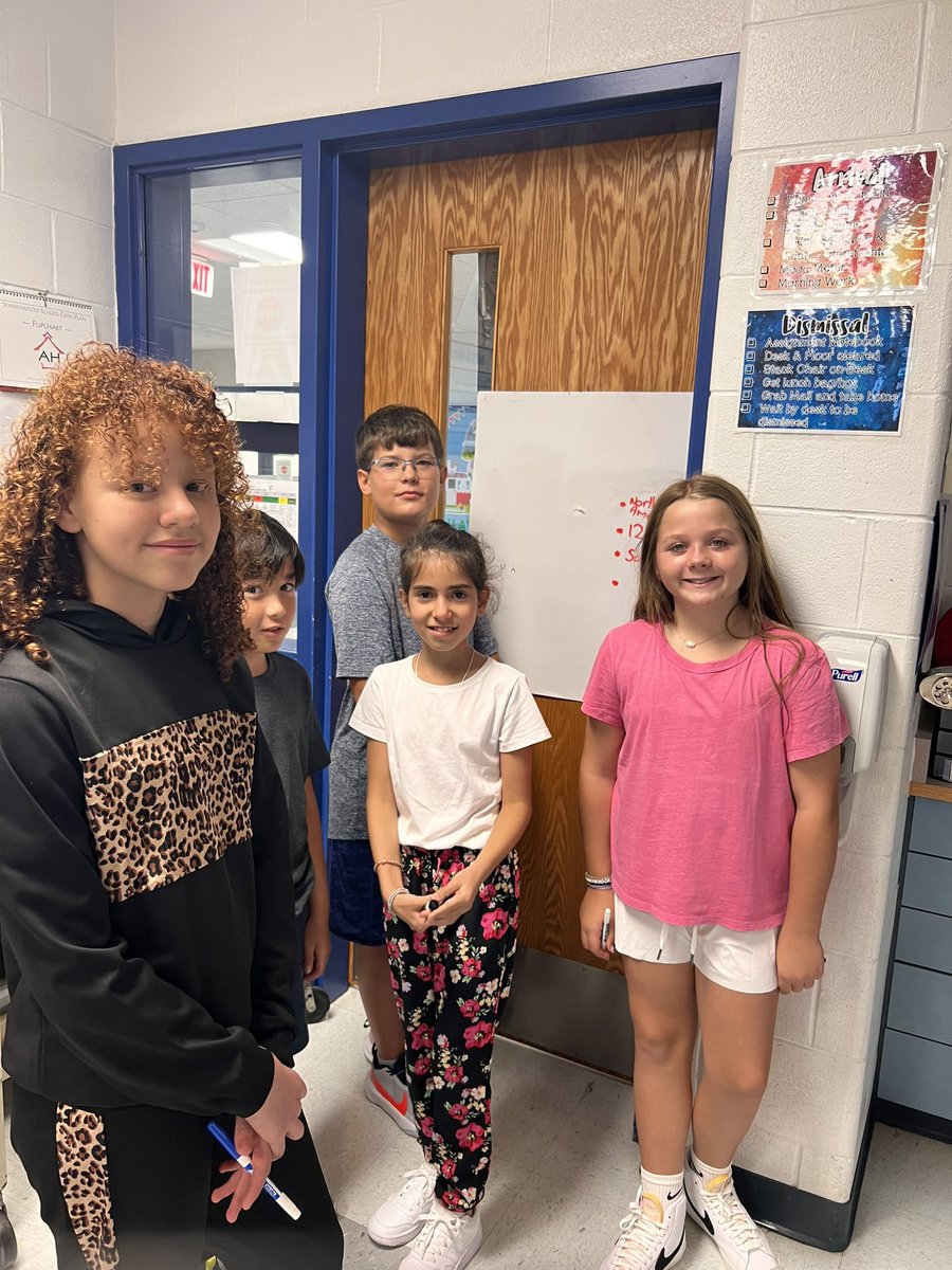 Janine Flauter 📝🍎⚡🌈☮🌌 (she/her) tweet media