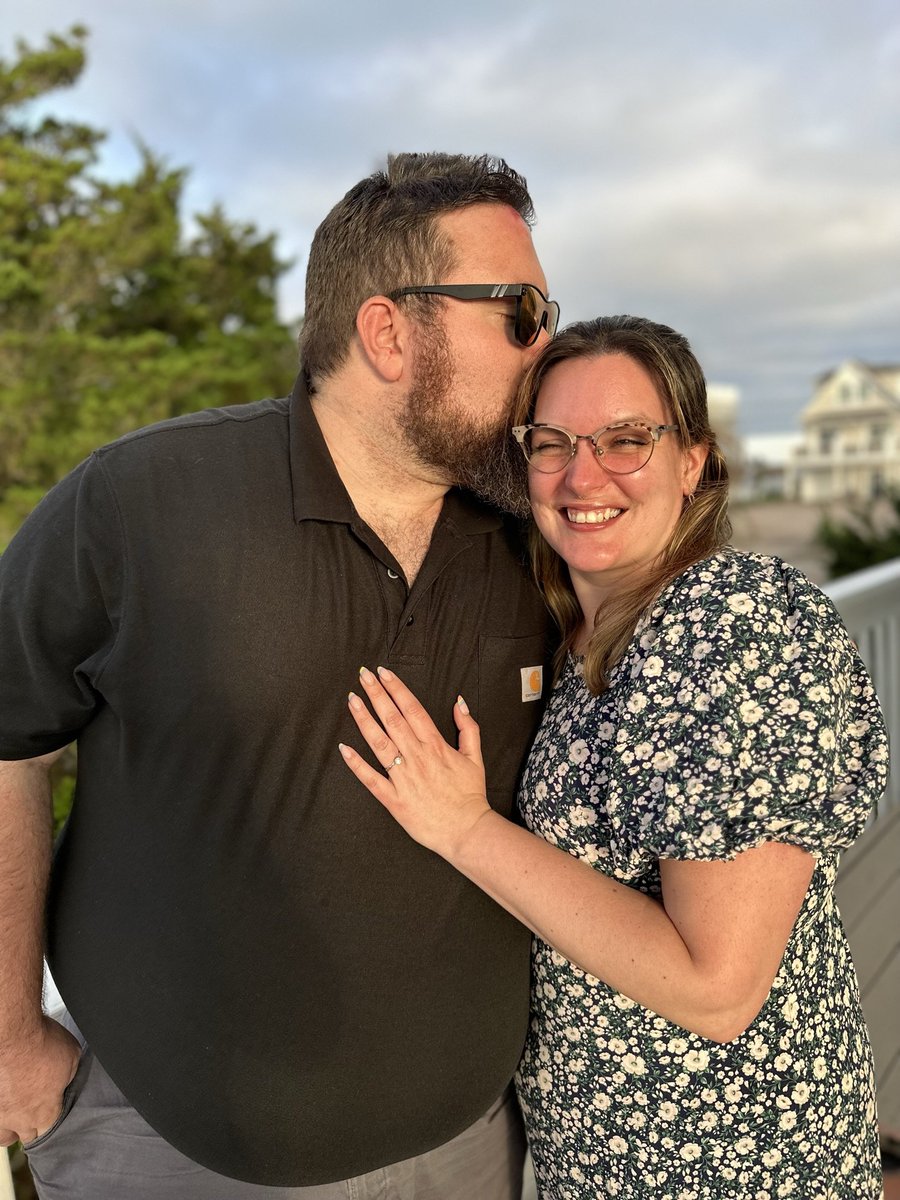 Lizzie_Mueller's tweet photo. 🥰 https://t.co/VJWNZKg9TK