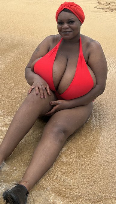 Chocolitt 🍫..🥰😘 https://t.co/9jlY9i0fCC<a href="/tag/greatthingellon"class="tags"><span>#greatthingellon</span></a>