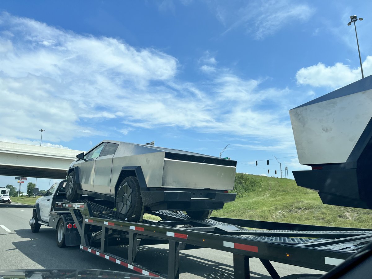 Todd Sloan tweet media