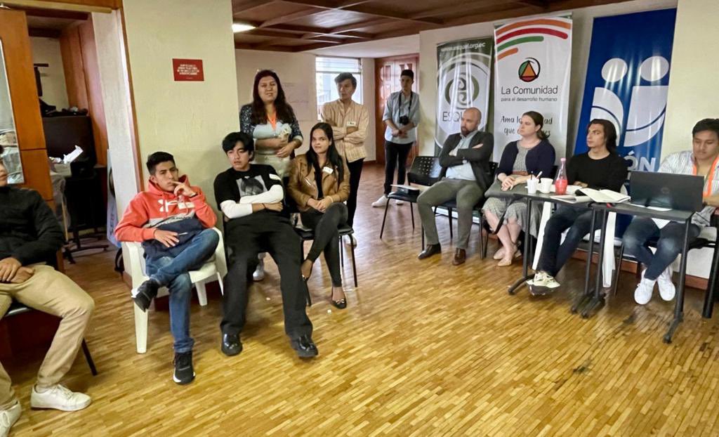 En Ecuador 🇪🇨durante el primer día de visita de nuestra Directora Adjunta para América Latina y el Caribe @lauraboyette mantuvo reuniones #SociedadCivil respecto a esfuerzos por elecciones libres y justas, además con Presidenta @cnegobec @DianaAtamaint para fortalecer…