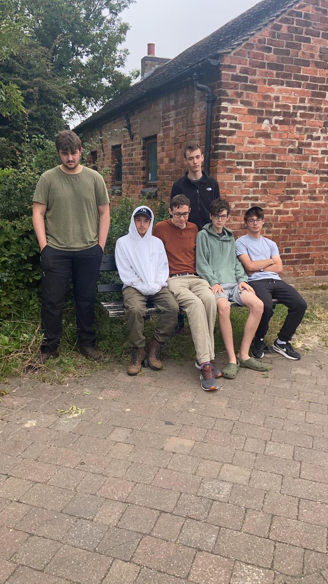 MEGAN & TINKS tweet media