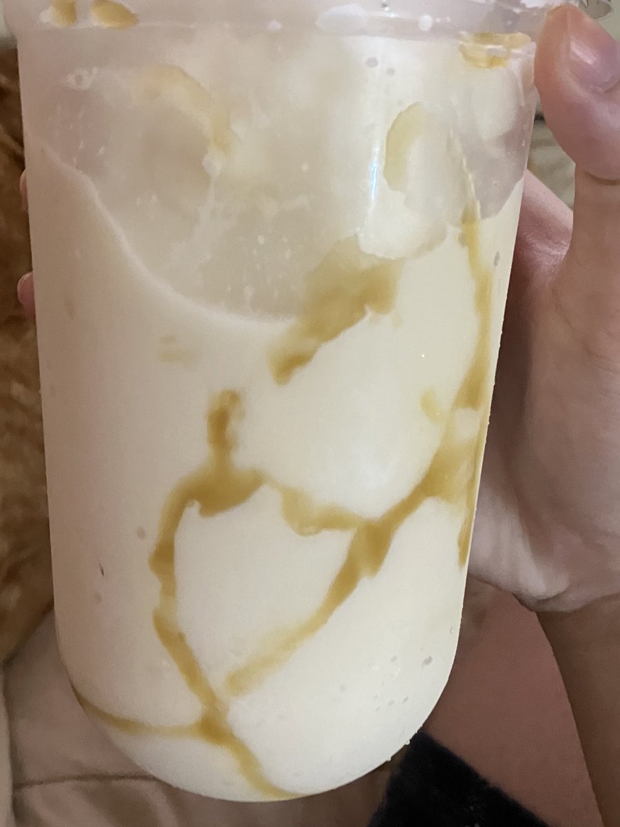 white_kazwan's tweet image. อัลบั้มแอนตี้ฟราแจรวไม่ใช่เพียงแค่กระเบื้องบุญถาวร สามารถพบได้ทั้งนมสดคาราเมลปั่น