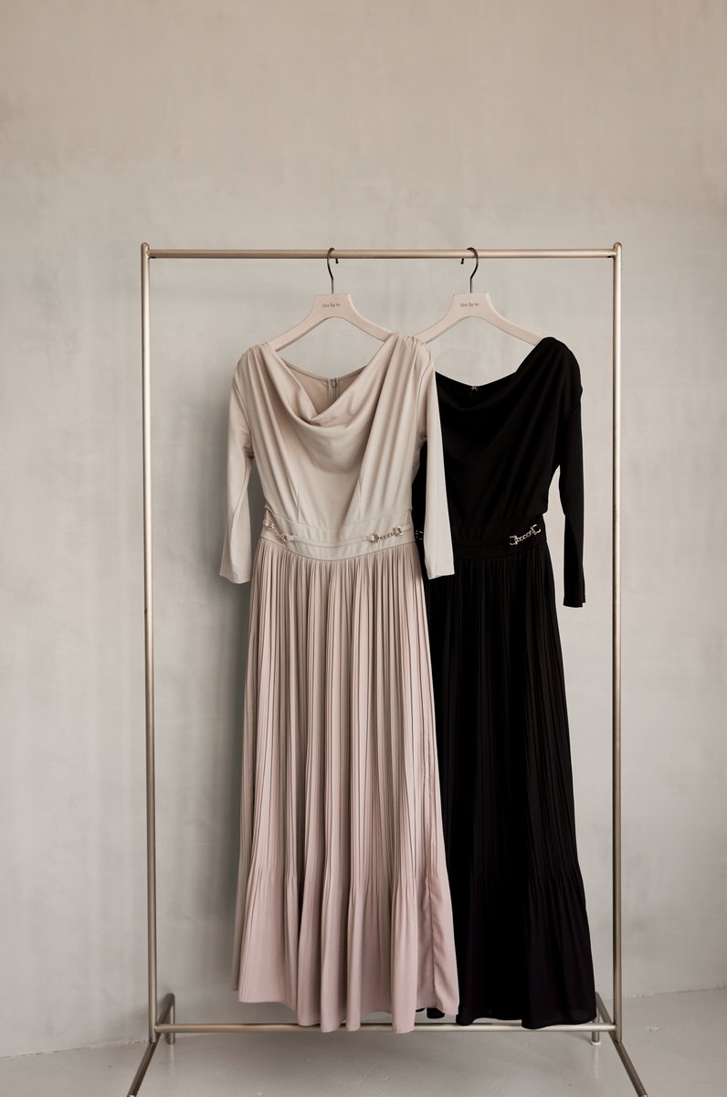 herlipto Perugia Drape Neck Pleated