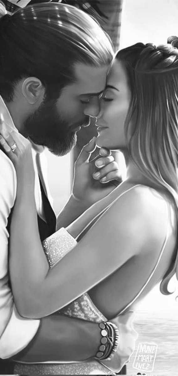 Buenos días mis niñas😘♥️
La chispa del amor surge sin pensarlo...
Este amor sale de dentro,del corazón y del alma...
Nunca te abandona...
Sigo aquí,siempre CanDem
🍫🍓💣💥
Feliz finde 💪🌄🌹
#CanDemHastaLaMedula