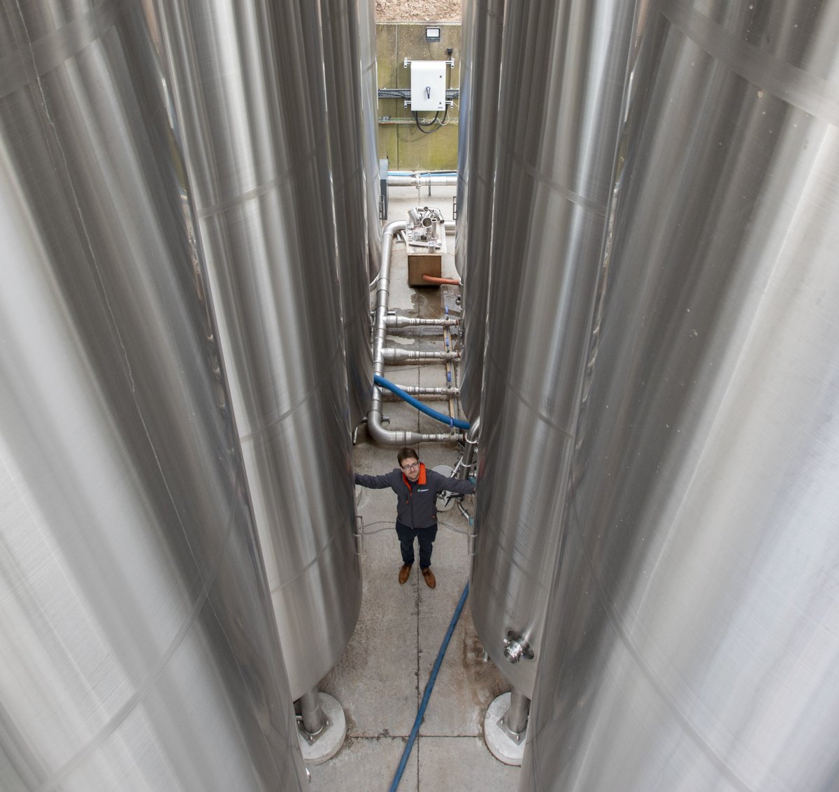Stuck, James Gilman? 

If anyone has any advice negotiating their way out of a deep chasm between two 30kL vessels, please send it our way 🙏

Now we know what James meant when he said he was working remotely…

#WorldPhotoDay #Biotech #Biotechnology #CircularEconomy