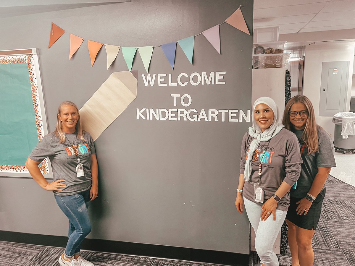 ☑️ Meet the Teacher
☑️ Back to School Bash
☑️ Lots of hugs, smiles, &amp; excitement!

Thanks to everyone who stopped by tonight! Mrs. Amighetti, Mrs. Sedlmayr, and I are feeling grateful to be your Kindergarten team this year. We can tell our Kinders’ futures are BRIGHT! 🌈🍎🌟✏️🫶🏼
