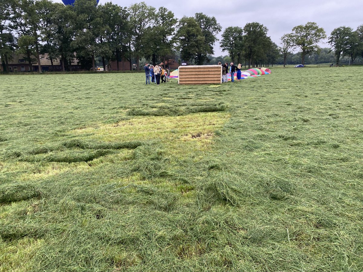 En een spectaculaire landing in Scherpenzeel…