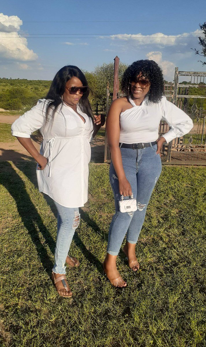 Xiaomi_ZA's tweet photo. 🎉Still in the spirit of Women's Month... Happy #FridayFeatured, amazing women of Xiaomi! 🌟 Its still all about shining the spotlight on YOU! Remember to share your remarkable moments with us on your Xiaomi smartphones and you too can be featured. 🤗❤️#XiaomiSouthAfrica #xiaomiwomensmonth