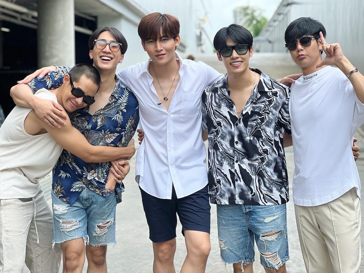 OmlyloveO's tweet image. บางแสน..ไม่อ่อนโยนต่อหัวใจ💓

#OhmThitiwat #โอห์มไง
#Snapproject