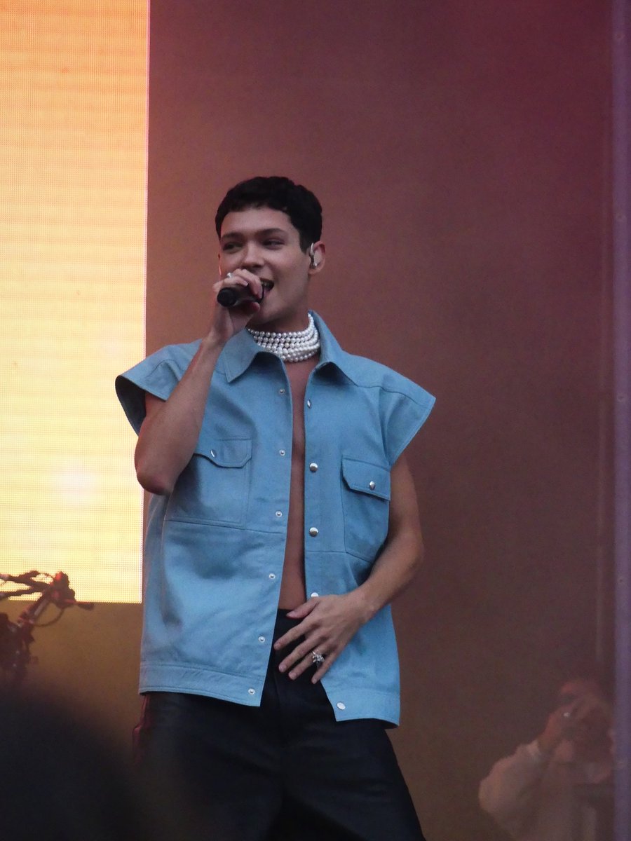 OMRisareligion's tweet image. Was this day a dream ?
Here are my photos of @OmarRudberg performance at the #RIXFM festival in Stockholm.
They are not perfect but I did what I could.  Enjoy 😊💜

(Please tag me if you re-share my photos🙏)
#yrtwt #rixfm #rixfm2023 #omarrudberg