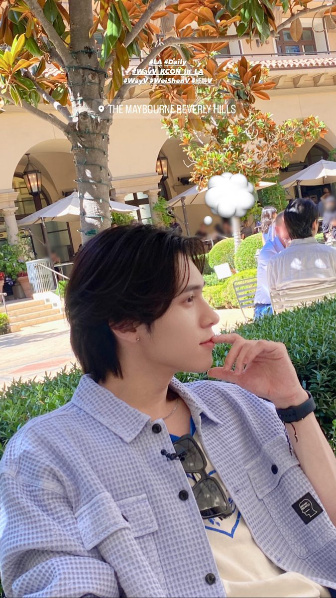 henderybase's tweet photo. hendery! makin ganteng 😭😭 menangisi ketampanan hendery https://t.co/1nwOwCZdFU
