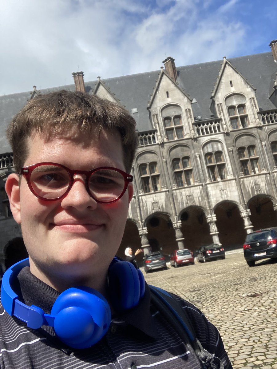 CodySLanguage's tweet photo. A big thank you to Wallonie Bruxelles International for funding three weeks of training in French as a second language pedagogy, Belgian culture, and other workshops at the University of Liège. Un grand merci pour votre financement de ce stage pour les futurs profs ! @WBI_tweet https://t.co/NLDFF3zmwO