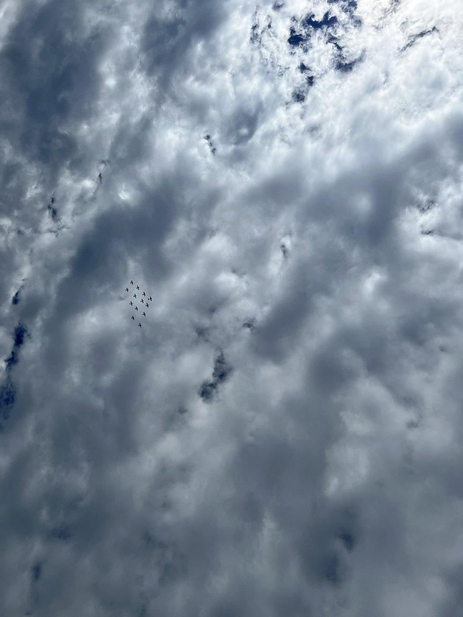 BrendanShephard's tweet photo. babycino’s, steaks, ice cream and air shows. Nice #redhatrecharge day with the fam. Unknowingly stumbled upon a wild Gold Coast Air Show.
#lifeatredhat https://t.co/7bnkBXne3D