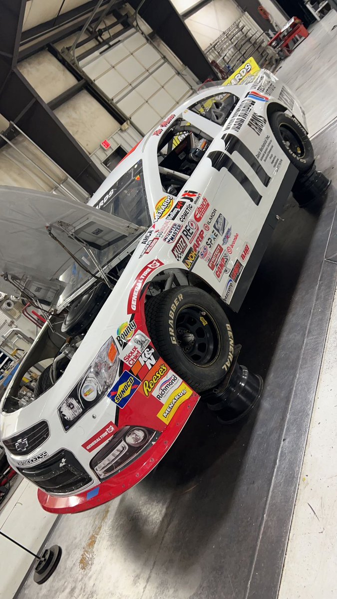 Arca’s return to the dirt￼ for the first of two race’s. we will be at the Springfield Mile Sunday August 20￼￼. #SB2 #Chevy