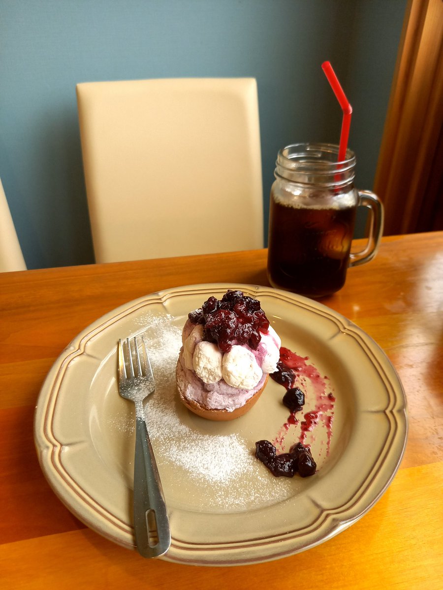 mrttmyk's tweet photo. 多くなる前にsosuiさんでかき氷🍧
阿蘇いちごのかき氷
熊本みかんスペシャル
阿蘇ブルーベリーのレアチーズタルトと水出しコーヒーのセット
#南阿蘇かき氷
#高森グルメ
#風鎮祭
#sosui https://t.co/gaLn4JtjKc