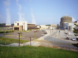 NucSafetyUCS's tweet photo. The @NRCgov has confirmed, quite justifiably, that the failure of operators at the River Bend #nuclear plant in #Louisiana to notice that radiation monitors were incorrectly calibrated for over 14 years merits a White violation. 
https://t.co/55CY2ZQ27c https://t.co/VO09spjhgQ
