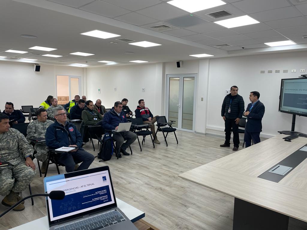 Cuerpo de Bomberos de Puerto Montt tweet media