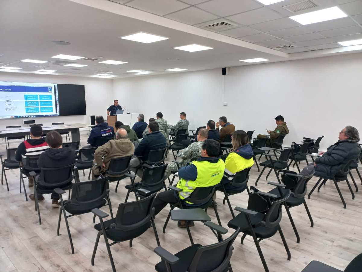 Cuerpo de Bomberos de Puerto Montt tweet media