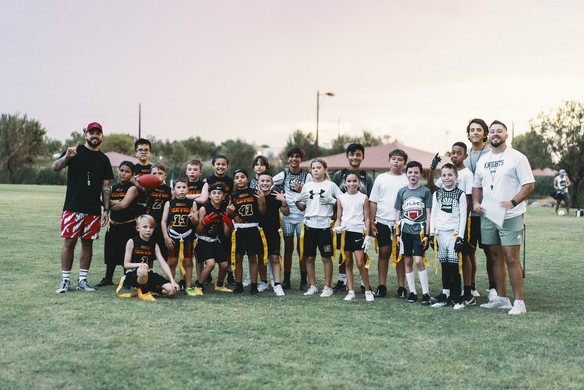 Getting our 10U &amp; 11U work in before our tournament in flagstaff! 

All for the kids 🤞🏻

Thank you to <a href="/shotbydub/">Adrian Rios</a> for the work! My boy 4 life 🔥
