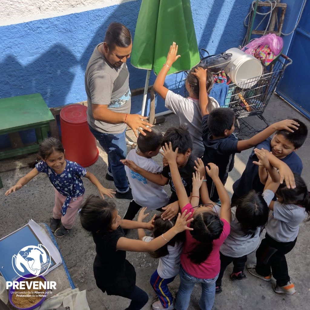 alianzappn's tweet photo. Asociación Puerta de Esperanza, organización que implementa la Fase II del Proyecto PREVENIR en Guatemala, organiza diferentes actividades y brinda acompañamiento psicosocial con el objetivo de fortalecer la resiliencia de niños, niñas, adolescentes y sus familias. 
#alianzappn https://t.co/01NKiPHtvq