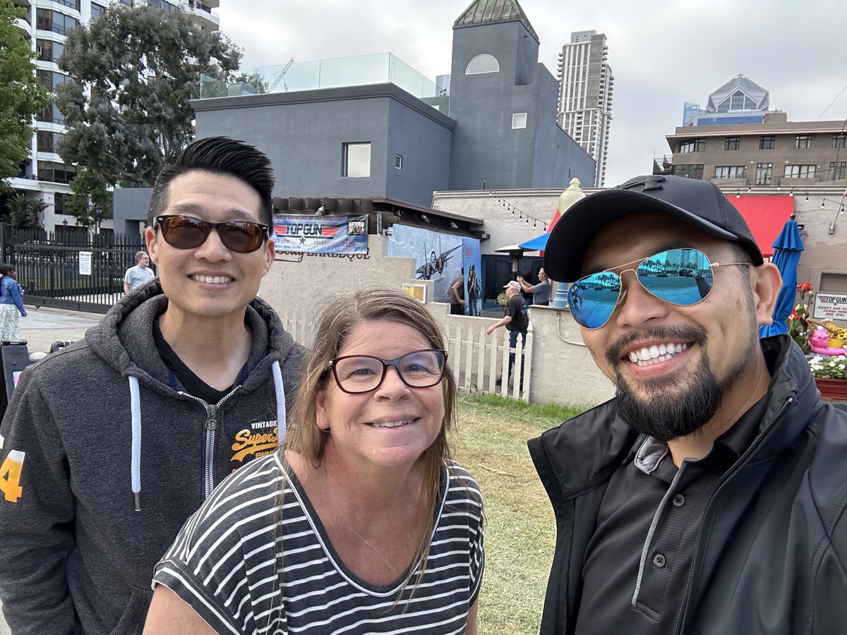 When you’re at KC BBQ where Top Gun was filmed, you got to have your aviators on 😎. <a href="/iamPaulCLee/">Paul Lee</a> <a href="/DawnClarkDC/">Dawn DC Clark</a>  are the best squad leaders around 🤩🤩