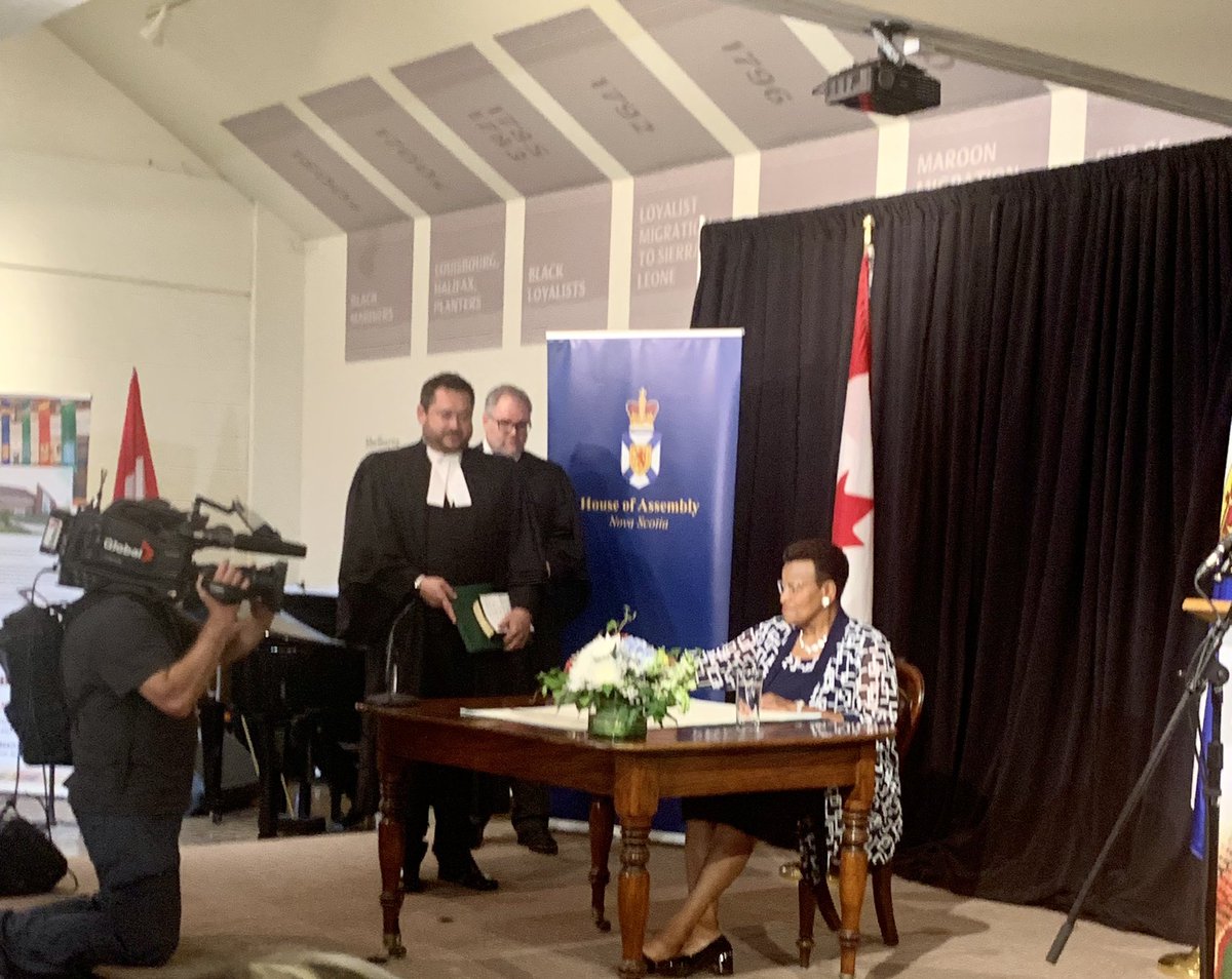 NargisCPW's tweet photo. Warmest congratulations @VoteTwila on your swearing- in as Member of Legislative assembly! 
Your passion and strong voice for Preston is inspiring. 
Wishing you all the best as you begin this journey!
#PositiveChange https://t.co/GHjz7pt55K