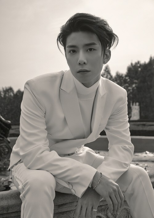 [INFO] Hwiyoung reportedly to appear in KBS2 Mon-Tue drama 'The Wedding Battle' along with Rowoon who is the main lead. It is slated to air this October. #SF9 #HWIYOUNG #ROWOON 

hanryutimes.com/news/articleVi…