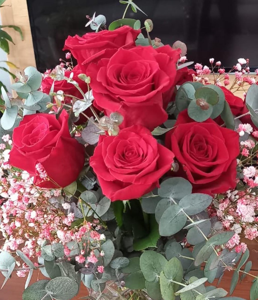 Let's remember to appreciate our loved ones all year round not just on Valentines Day; precious relationships with our parents, siblings, children, friends, colleagues and of course our partners; it's the little things that count, every single day.