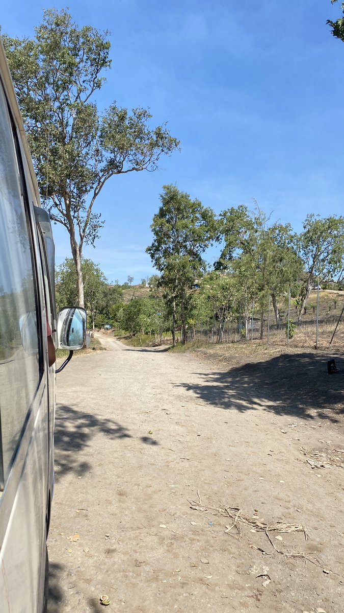 prisillamanove's tweet photo. Caught the wrong bus and somehow ended up at a remote spot near RedRock Bar. Here for the adventure #dontaskmehow https://t.co/Fl6uaRQKdh