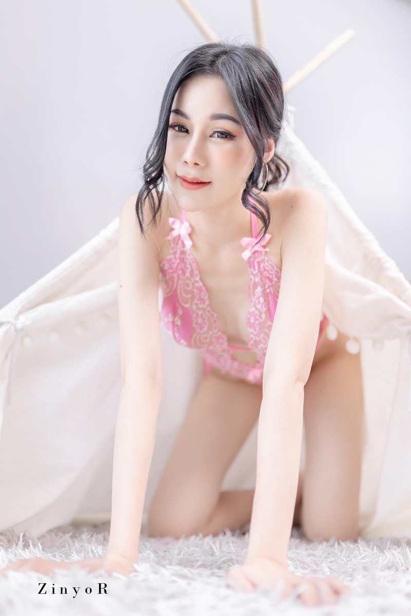 ถ้าให้จีบอะไม่กล้า .. แต่ถ้าให้ไปหาอะได้อยู่😁😜