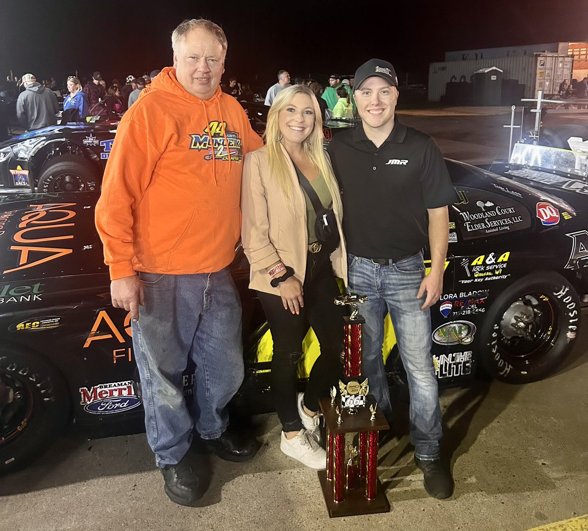 TobyRaceProds's tweet image. Congratulations to @JustinMondeik44 on winning the #LodiMemorial at @SPSRaces . Power moves on the outside groove! 🏁🏆
#TOBYCar