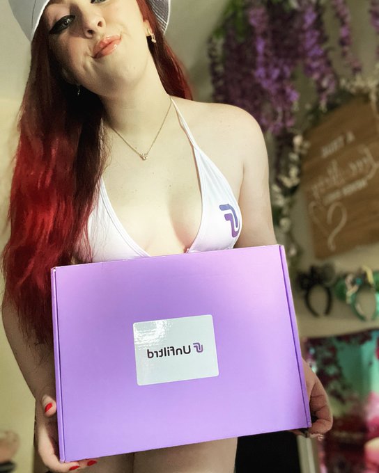 Got some goodies from my favorite in from my favorite website, if you wanna see more you know where to<a href="/tag/gamergirl"class="tags"><span>#gamergirl</span></a><a href="/tag/altgirl"class="tags"><span>#altgirl</span></a><a href="/tag/streamer"class="tags"><span>#streamer</span></a><a href="/tag/egirl"class="tags"><span>#egirl</span></a><a href="/tag/unfiltrd"class="tags"><span>#unfiltrd</span></a>