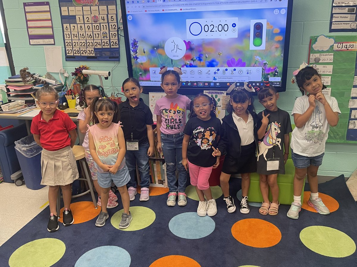 Patrici20431245's tweet photo. Crazy hair day for Spirit Week! Kinder Panthers showing their creativity! ππ₯°ππ₯³ @ctwpanthers #horizonspiritweek β€οΈπ€π€ https://t.co/gdCIC9BFjb
