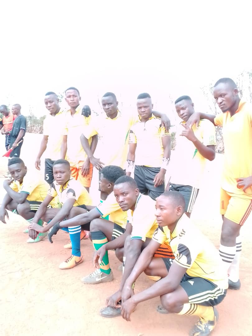 CnjbKayogoro's tweet photo. #Burundi, 17/08/2023, Quatrième Journée du Championnat "Coupe des Jeunes Talents pour le développement" 
Résultats : 
Poule B
Match 1: KIBARA 1-1 SAMPEKE
Match2 : MUHAMA 5- 0 KING STAR
 Nous disons merci aux cadres natifs de notre commune pour leur soutien. https://t.co/sNuwUA7gKD