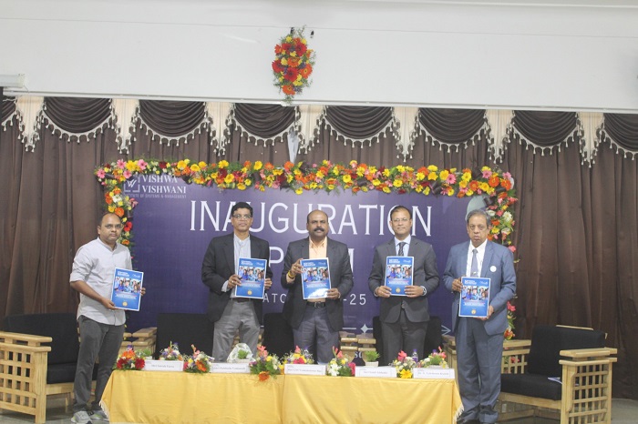 BWIndia's tweet image. Vishwa Vishwani Institute of Systems and Management Inaugurates Its 18th PGDM Program with Distinguished Guests and Notable Collaborations

@vishwavishwani #VVISM #PGDMProgram #AcademicJourney #Education 

businesswireindia.com/vishwa-vishwan…