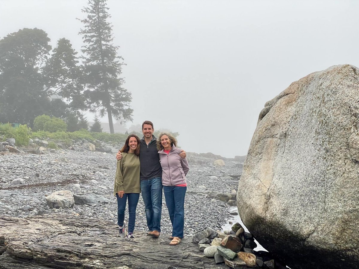 ahealthyslice's tweet photo. Join ahappysliceoflife on a fun-filled adventure in Bar Harbor, Maine! Explore the charming town and embark on an Acadia National Park expedition. Stay tuned for Part 1 of the blog post series, coming soon! 🚗✨ #TravelTuesday #FamilyTime #Maine https://t.co/itC5DPkSoc https://t.co/H7px6JH6qy