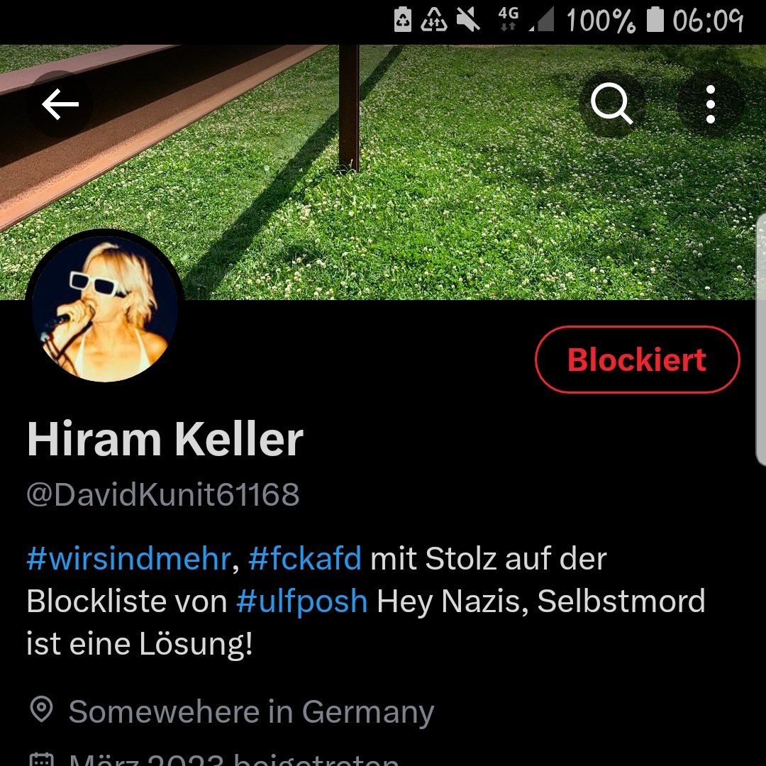 Jemand, der egal wem einen Suizid empfiehlt gehört geblockt..☝️👇 Das sehen @WilliMller18 Und ich jedenfalls so..☝️